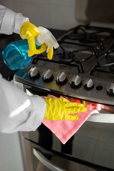 cleaning stovetop